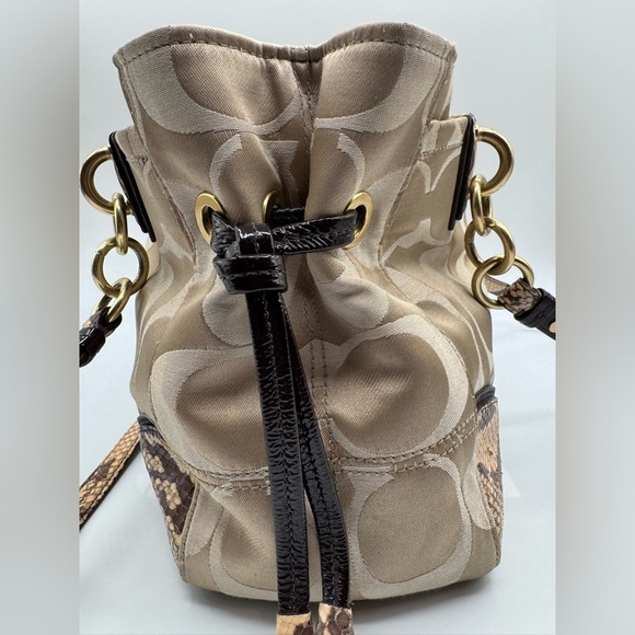 Coach Colette Signature Satchel / Carryall | Very Good Condition - Picture 6 of 13